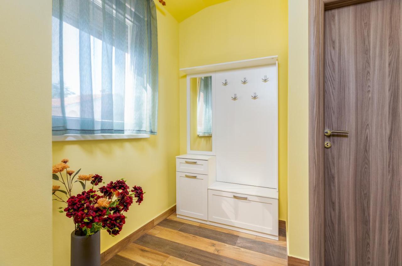 Apartmani Monte Pula Eksteriør billede