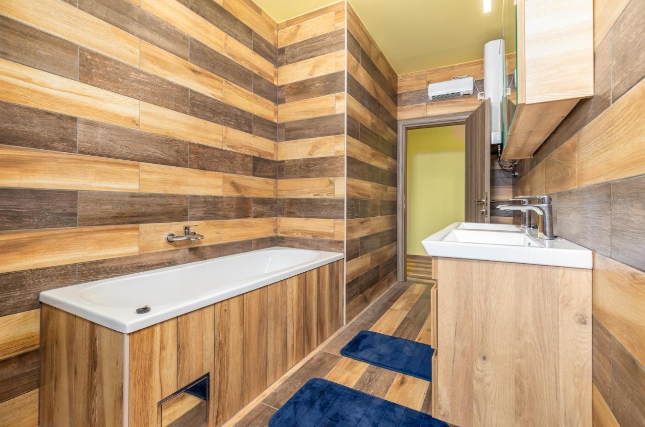 Apartmani Monte Pula Eksteriør billede