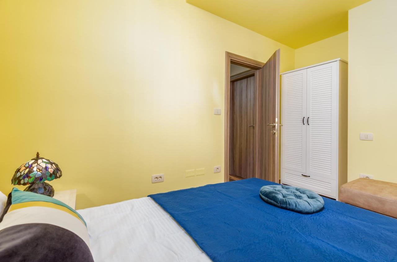 Apartmani Monte Pula Eksteriør billede